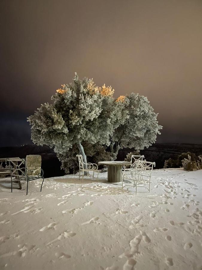 Jabal Dana Hotel - The Highest Hotel In Jordan Exterior foto